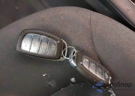 2020 Hyundai Ioniq Hybrid Blue z USA, uszkodzony, nr VIN KMHC65LC7LU197451